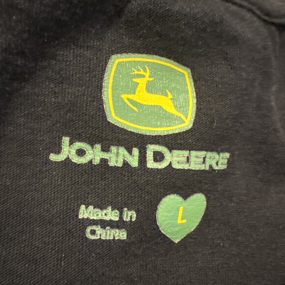 John Deere T-Shirt Women's L Black Gold & Green Floral Bird Graphic V-Neck SS - Picture 3 of 3